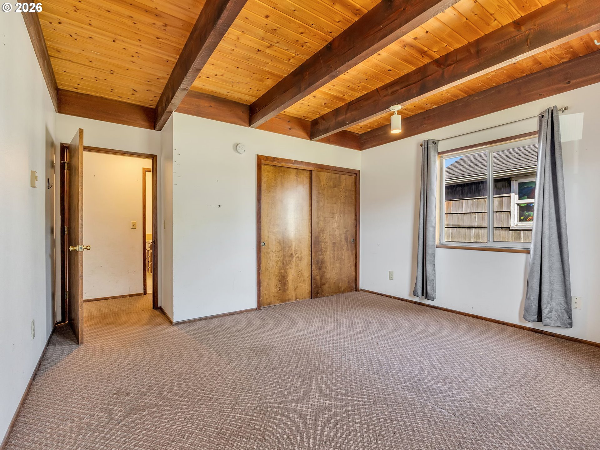 830 2nd Avenue Seaside, OR 97138 - Photo 16 of 38 Primary Bedroom