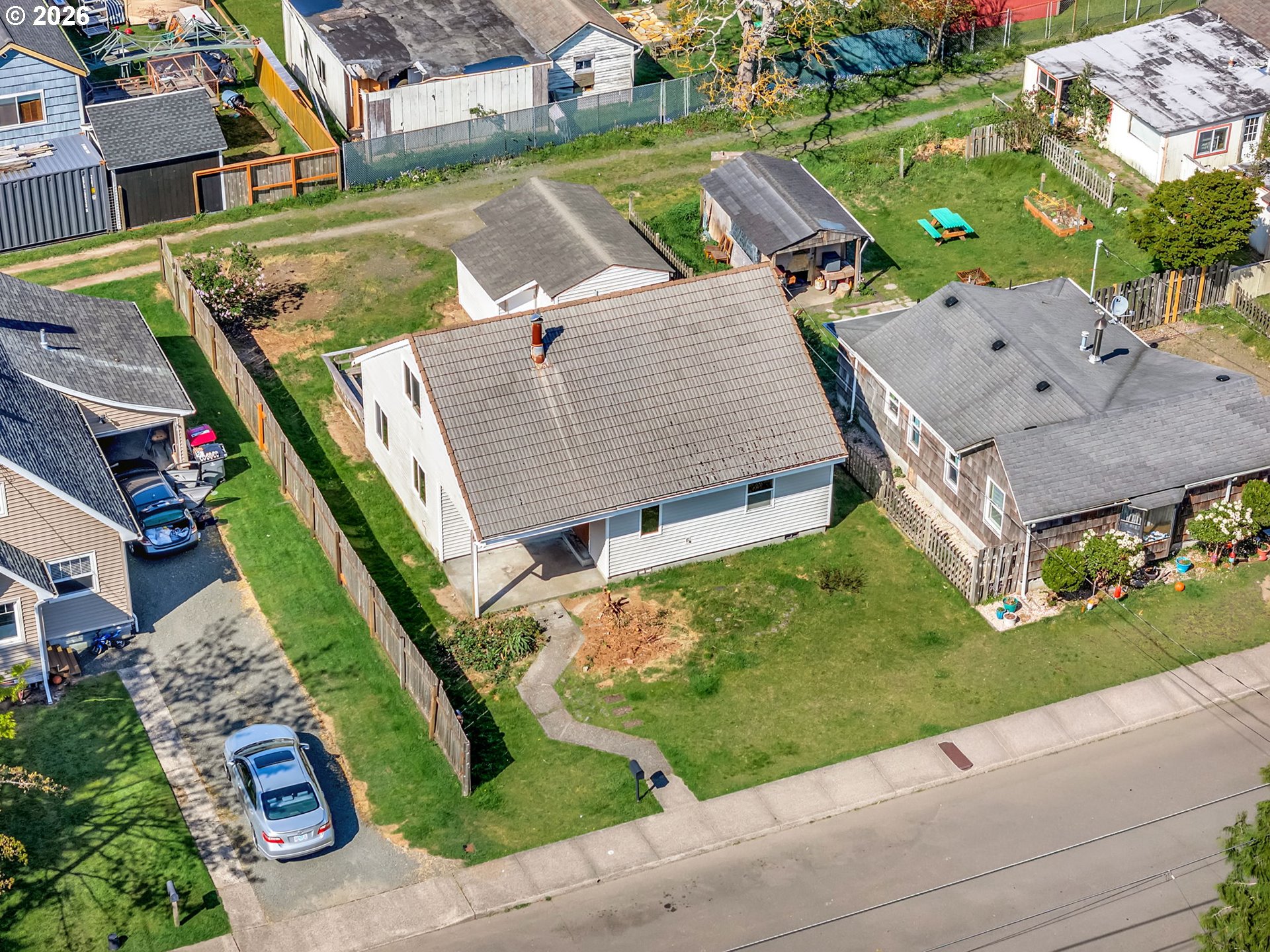 830 2nd Avenue Seaside, OR 97138 - Photo 3 of 38 Drone View/UAV