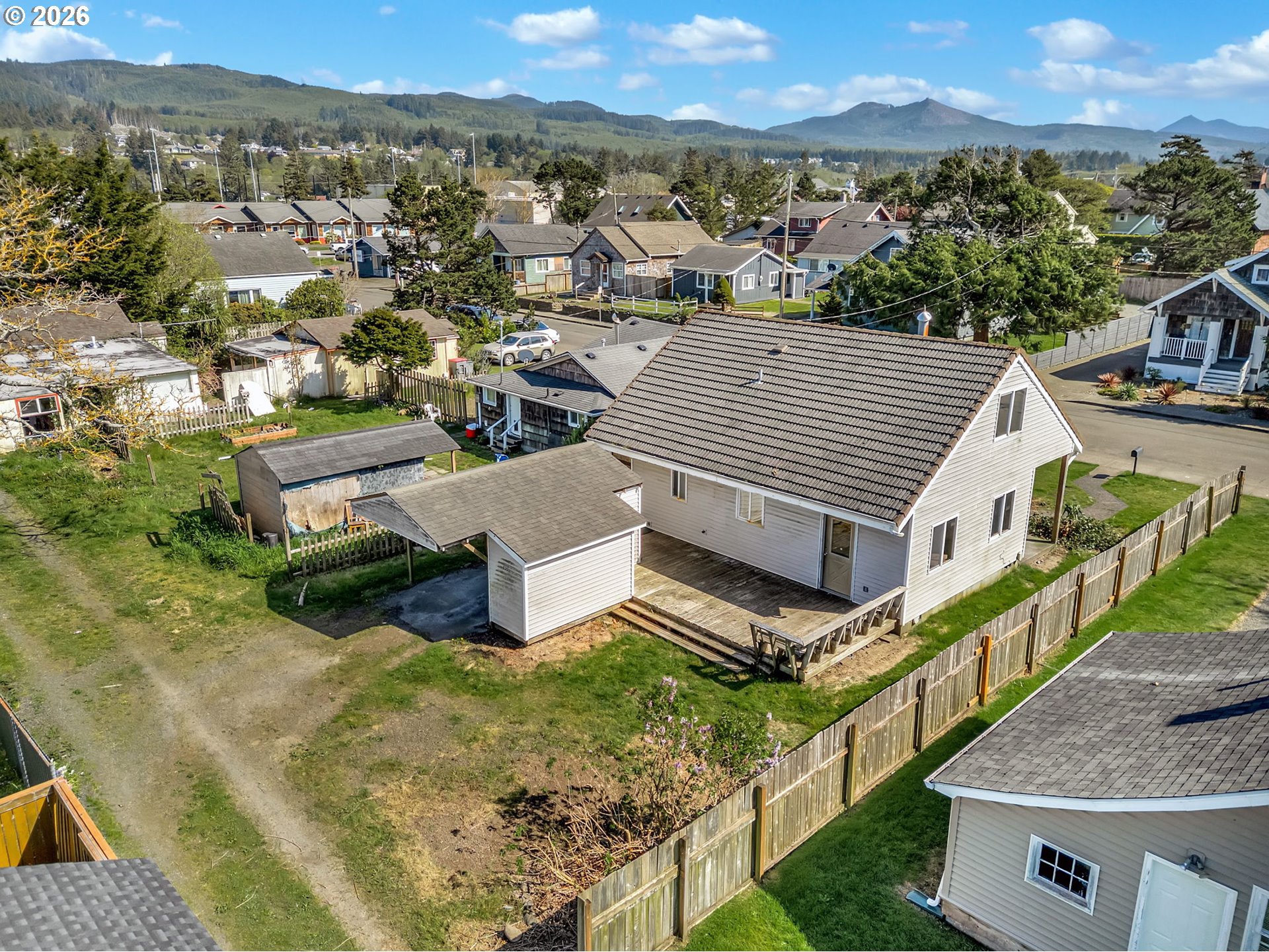 830 2nd Avenue Seaside, OR 97138 - Photo 4 of 38 Drone View/UAV
