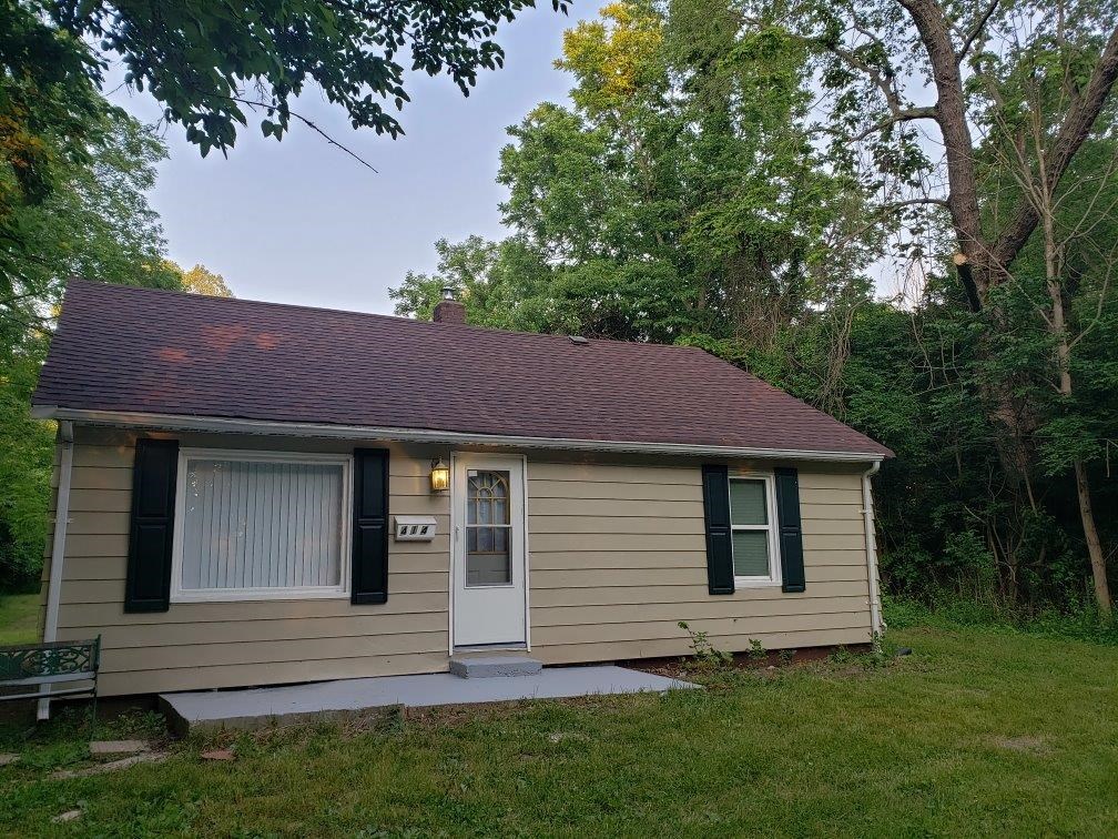 414 South Karwick Road Michigan City, IN 46360 - Photo 2 of 18 1008x756