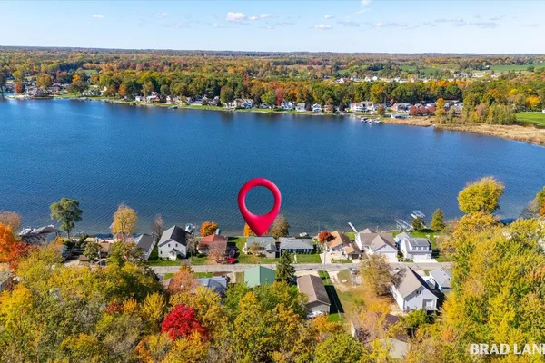 $624,900 | 1980 Parker Drive, Wayland, MI 49348