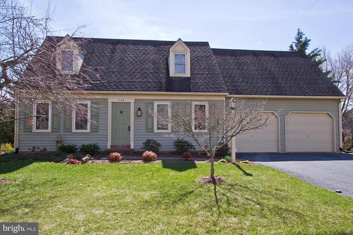 342 Delp Road Lancaster, PA 17601 - Photo 4 of 37 Gallery Image 4
