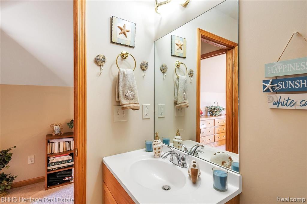 2682 East Maple Road Milford, MI 48381 - Photo 28 of 58 Gallery Image 28