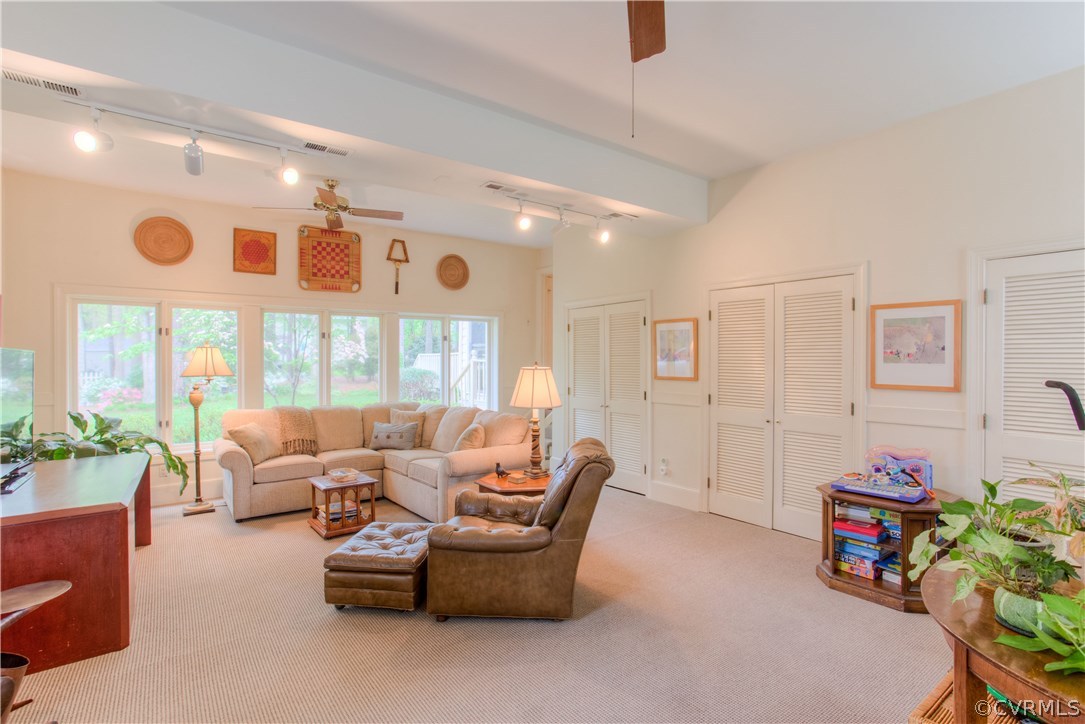 1811 Plain View Road Henrico, VA 23238 - Photo 18 of 42 Rec/entertaining room