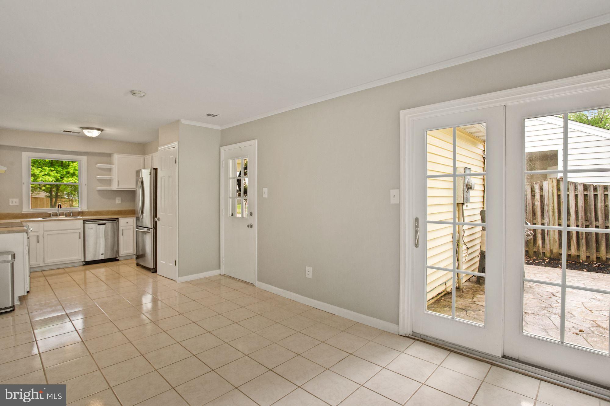4338 Rolling Stone Way Alexandria, VA 22306 - Photo 18 of 37