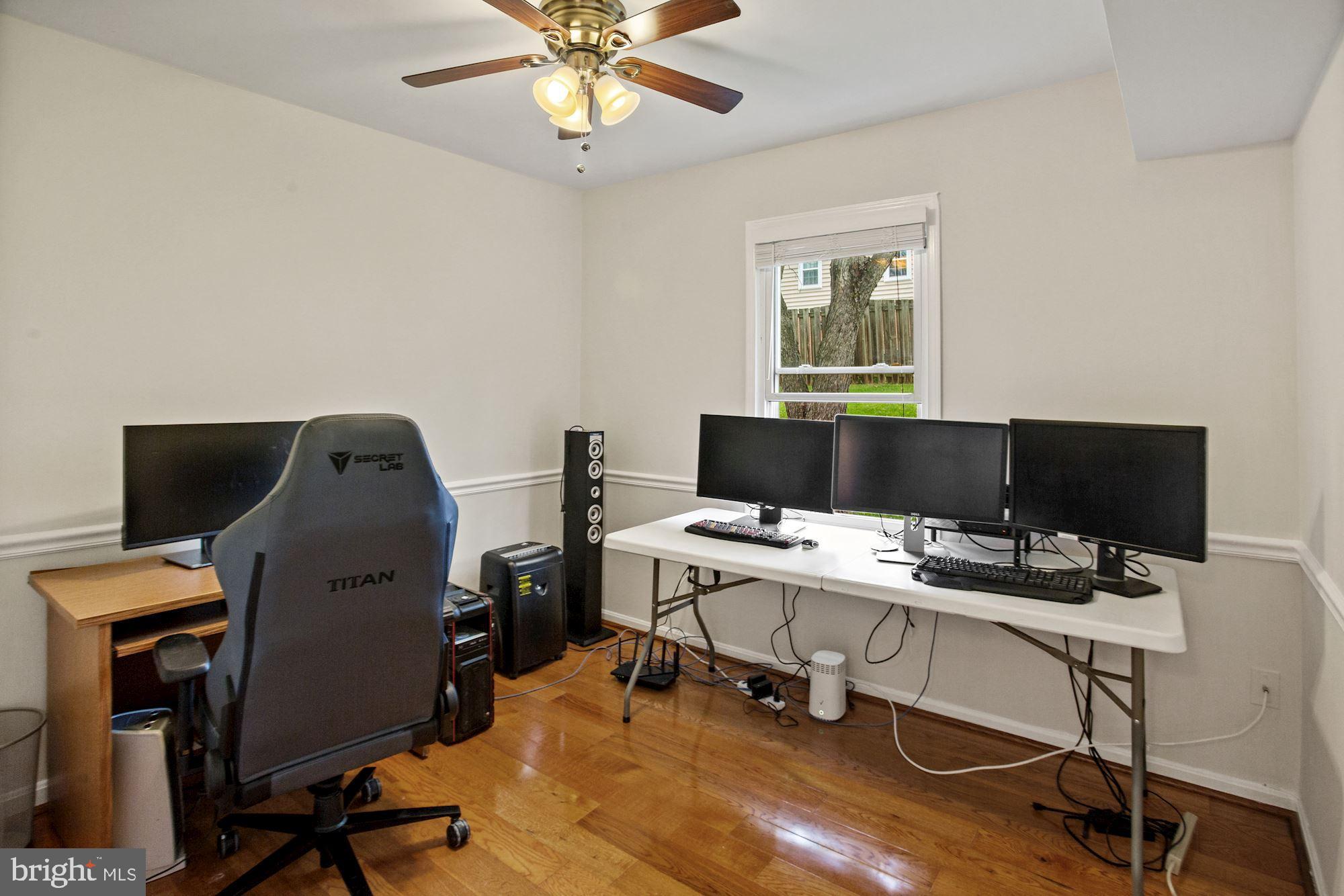 4338 Rolling Stone Way Alexandria, VA 22306 - Photo 27 of 37 Bedroom 4