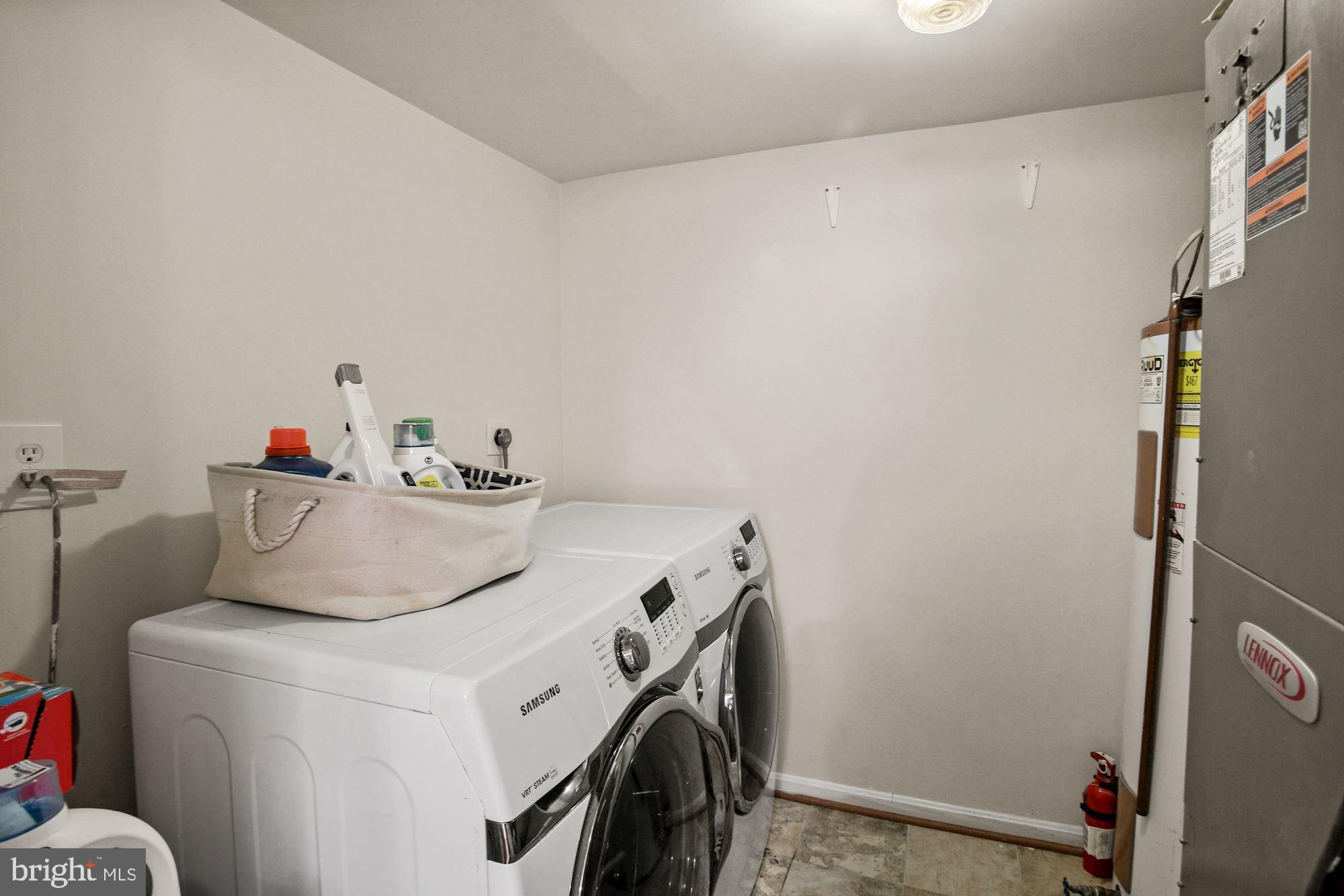 4338 Rolling Stone Way Alexandria, VA 22306 - Photo 30 of 37 Laundry Room