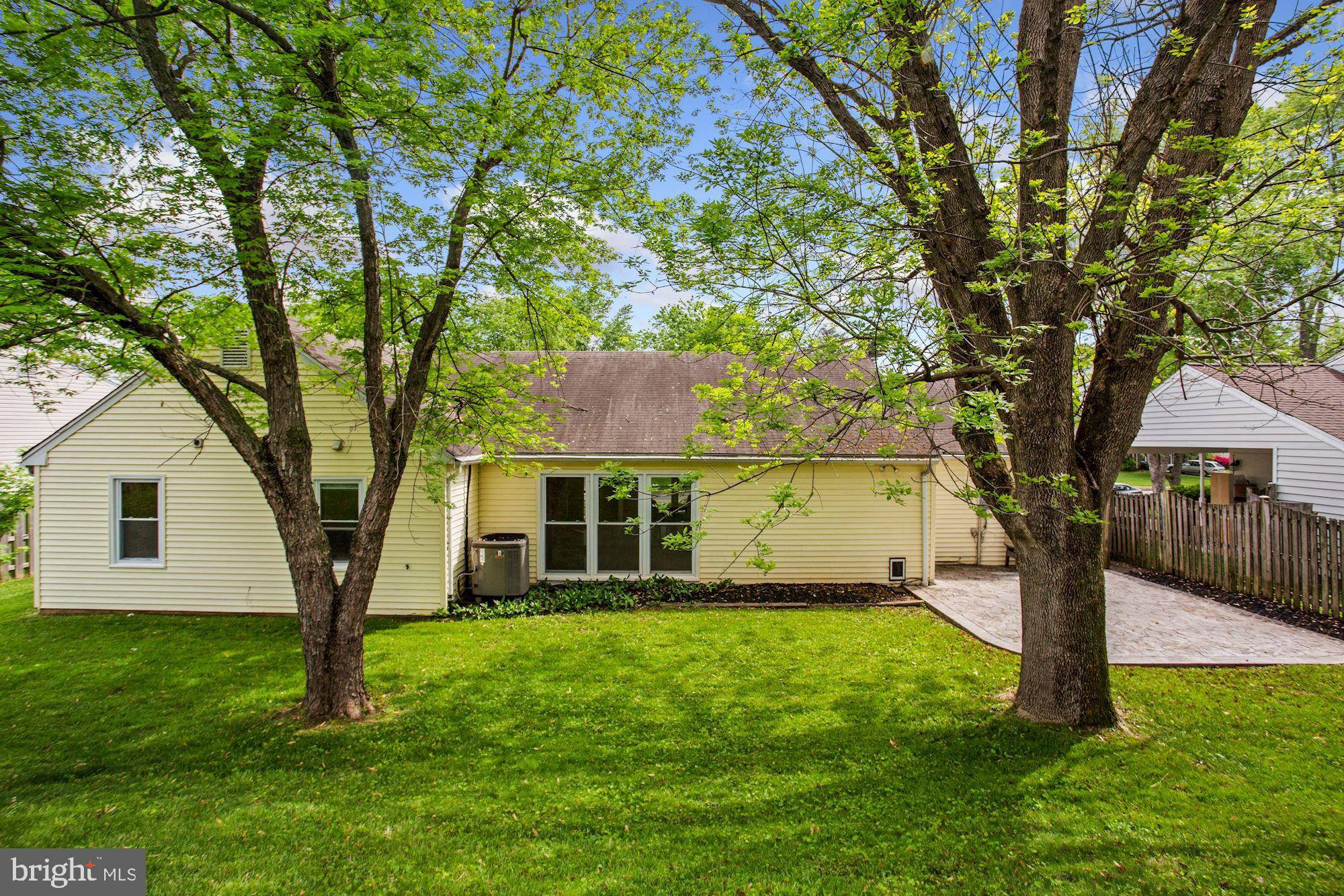 4338 Rolling Stone Way Alexandria, VA 22306 - Photo 32 of 37 Spacious Fenced Yard!