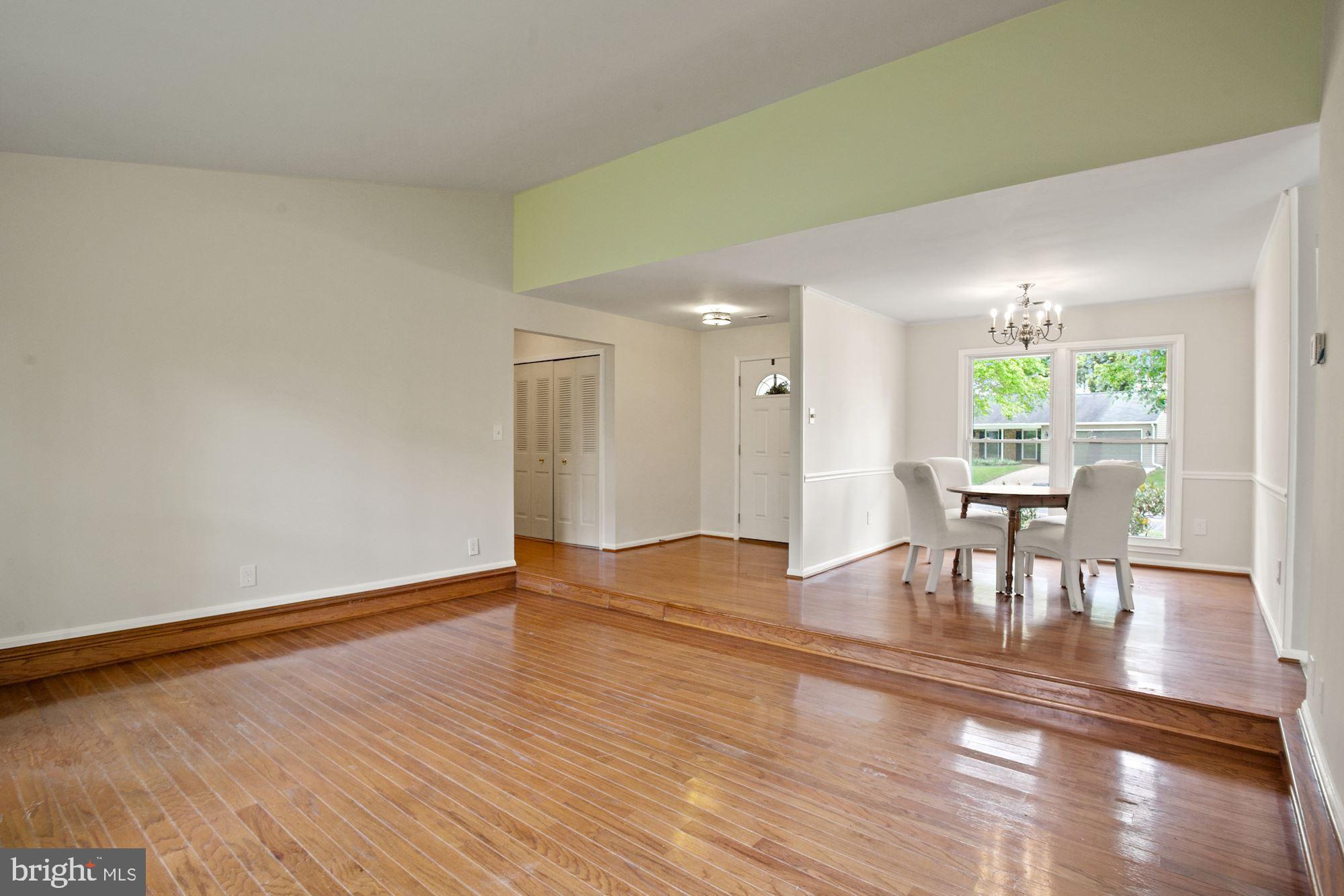 4338 Rolling Stone Way Alexandria, VA 22306 - Photo 5 of 37