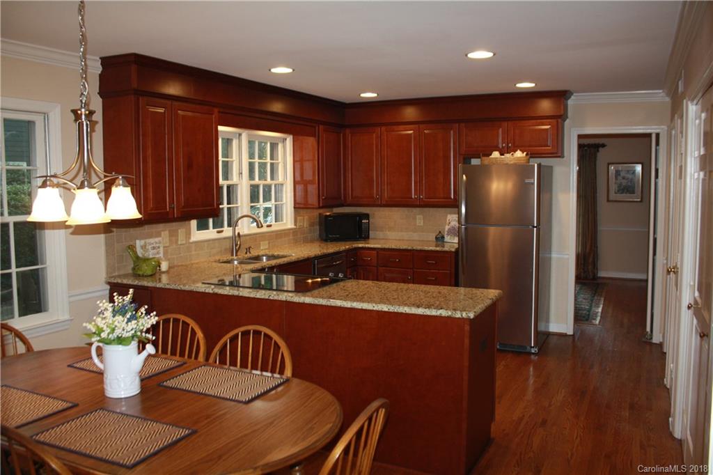 731 Ashmeade Road Charlotte, NC 28211 - Photo 9 of 30 Gallery Image 9