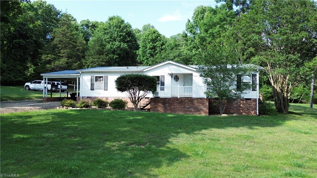 1390 Cb Eller School Road Elkin, NC 28621 - Photo 23 of 33