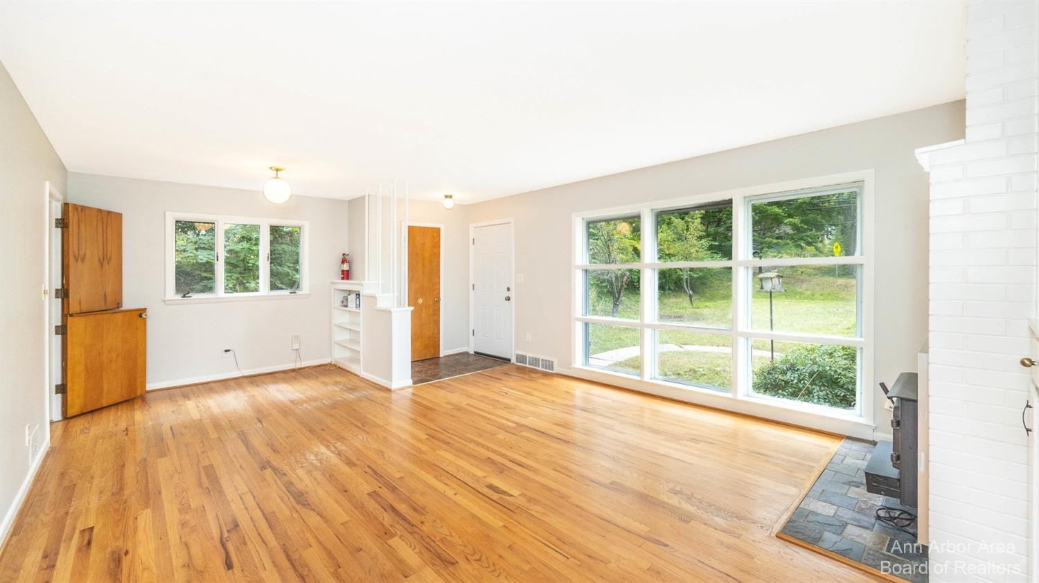 1255 Newport Road Ann Arbor, MI 48103 - Photo 11 of 34 Photo 11