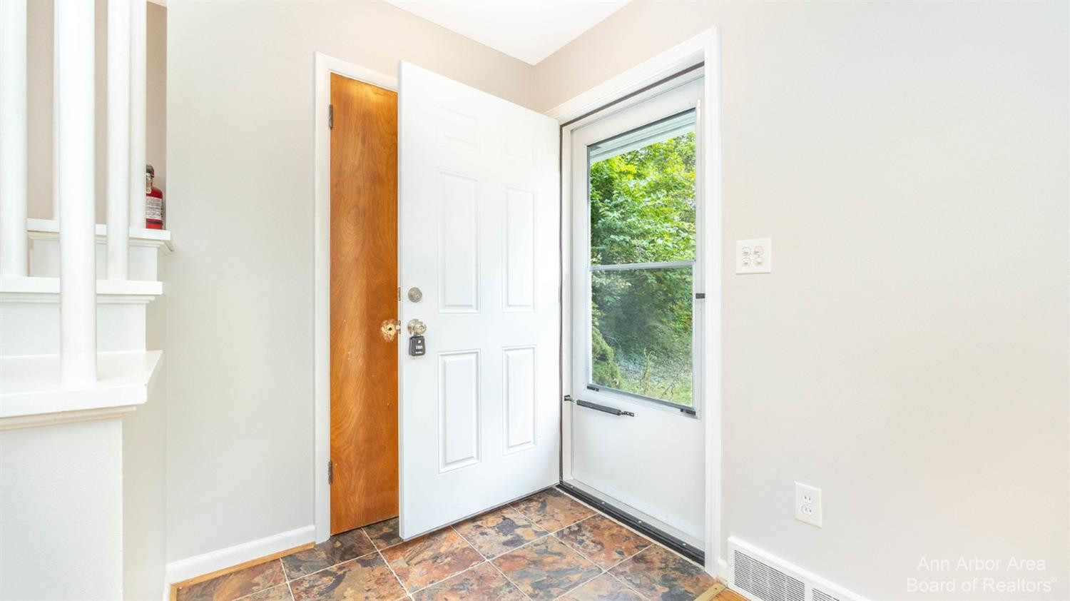 1255 Newport Road Ann Arbor, MI 48103 - Photo 8 of 34 Photo 8