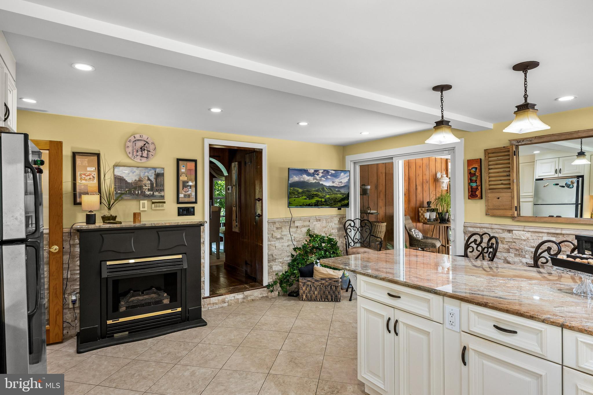 253 Hopewell Road Medford, NJ 08055 - Photo 14 of 54