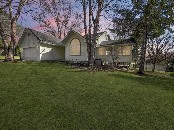 $329,999 | 1013 Maplewood Drive, Delano, MN 55328