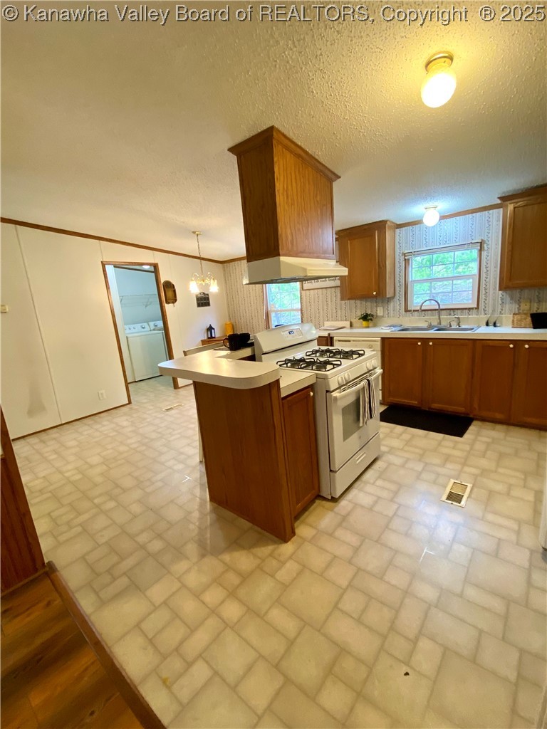 2399 Spicewood Road Kenna, WV 25248 - Photo 12 of 44 Gallery Image 12