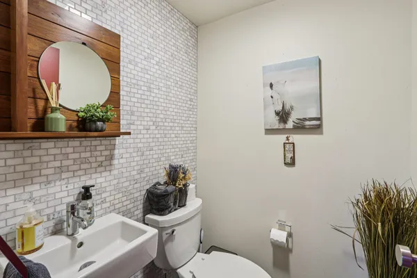 $6,000,000 | 2797 Lalor Road, Oregon, WI 53575