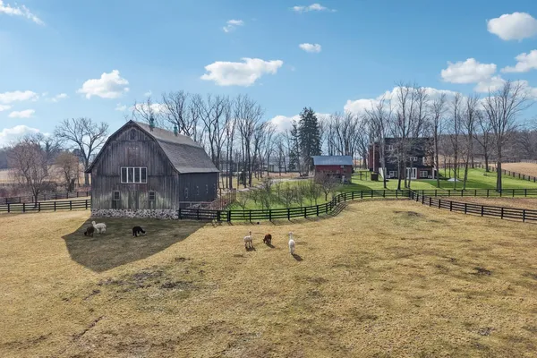 $6,000,000 | 2797 Lalor Road, Oregon, WI 53575