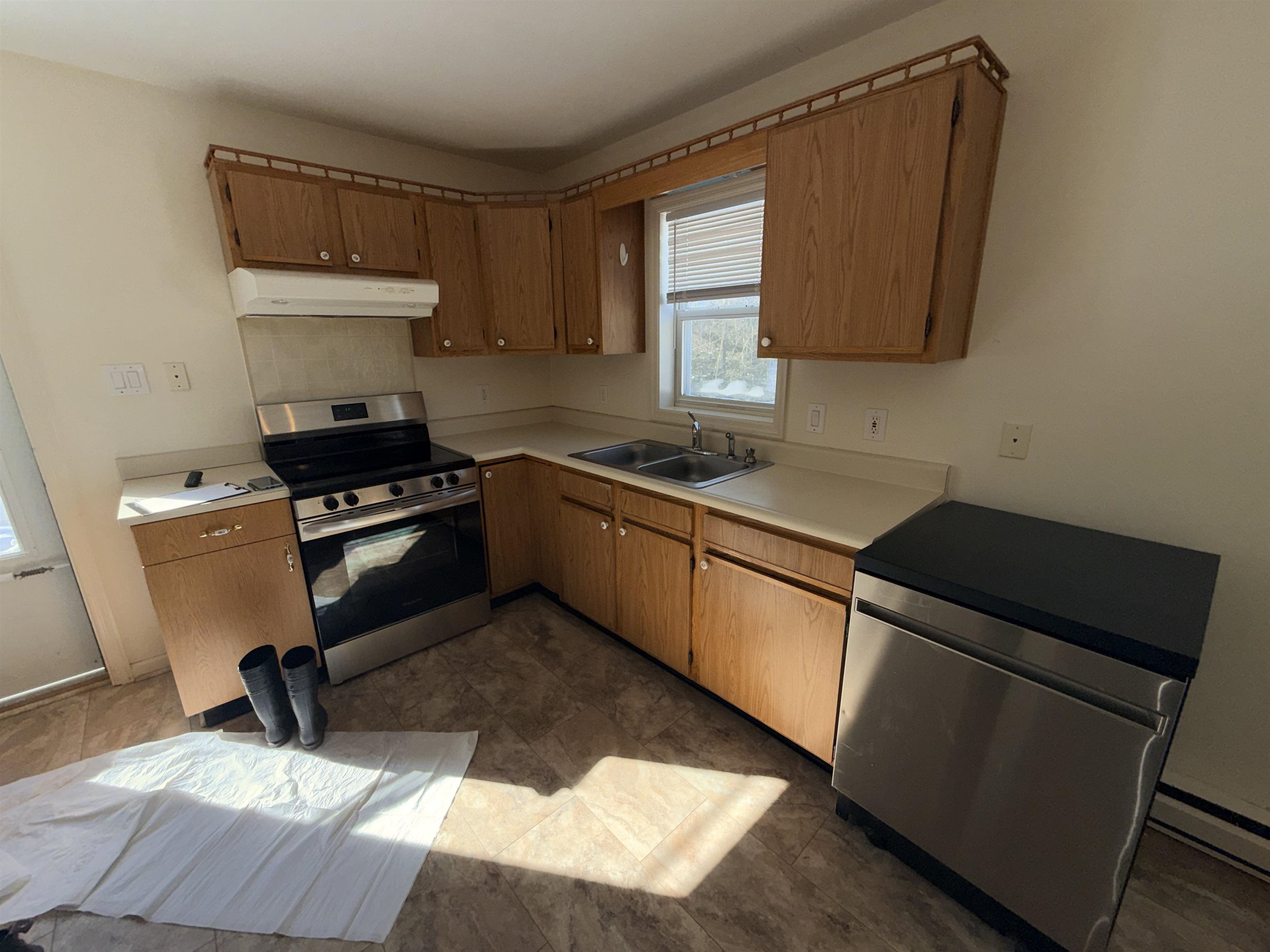 98 Ledge Hill Road Tuftonboro, NH 03816 - Photo 4 of 24