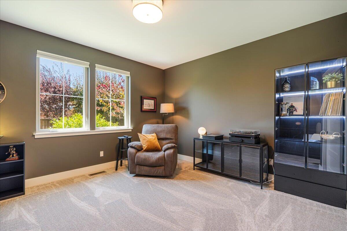 3533 Southwest 47th Street Redmond, OR 97756 - Photo 14 of 29 14