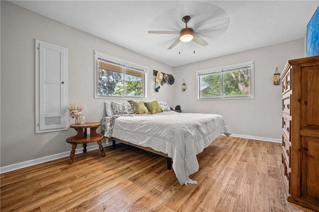 14534 Cr 756 Road Sinton, TX 78387 - Photo 15 of 23 primary bedroom