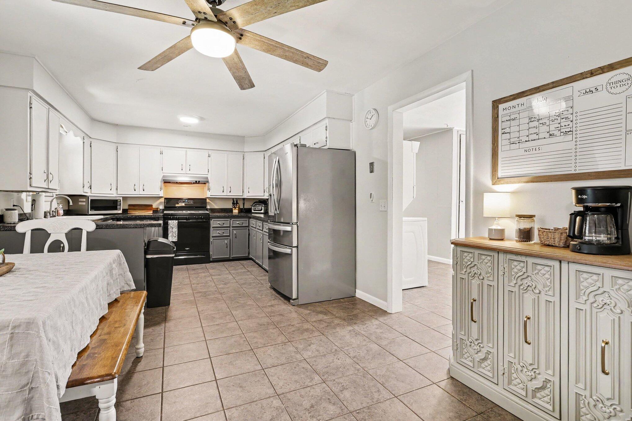 4226 John Goff Road Watervliet, MI 49098 - Photo 11 of 40 Kitchen