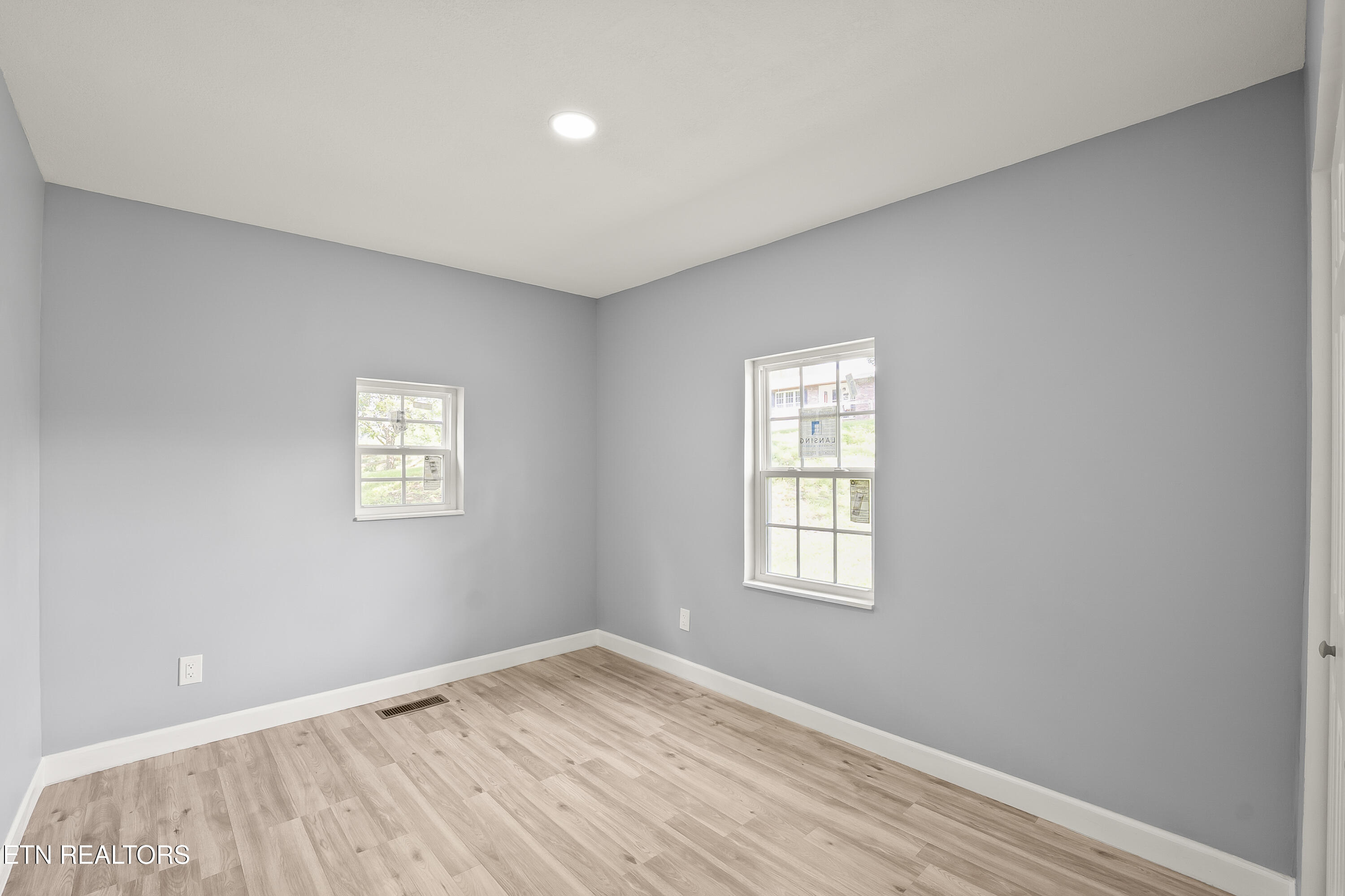 1036 Stanton Road Seymour, TN 37865 - Photo 19 of 27 1036 Stanton Rd-043