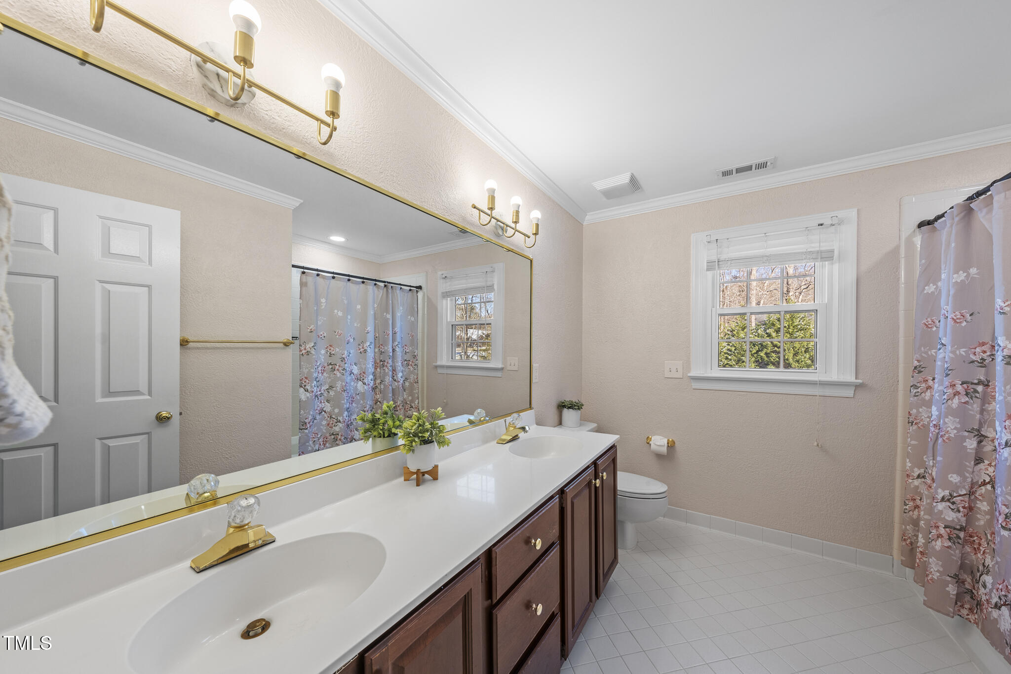 12016 Pembridge Lane Raleigh, NC 27613 - Photo 25 of 52 12016 Pembridge Ln