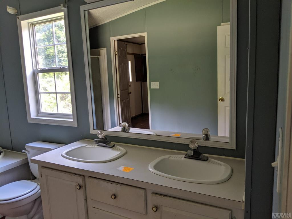2095 Harvey Point Road Hertford, NC 27944 - Photo 22 of 31 Gallery Image 22