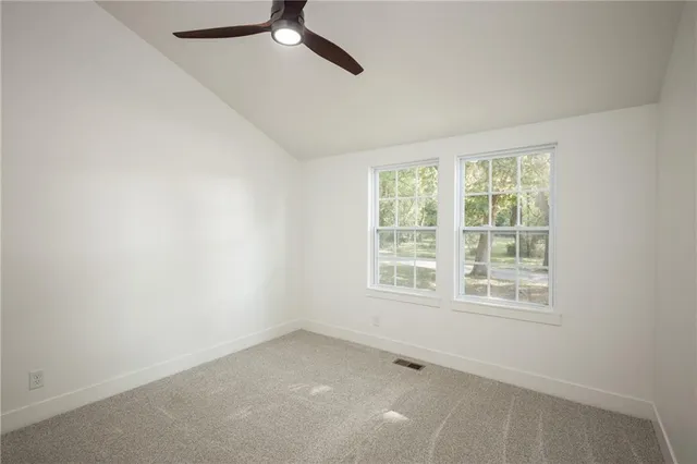 $179,900 | 1424 South Liberty Street, Independence, MO 64055