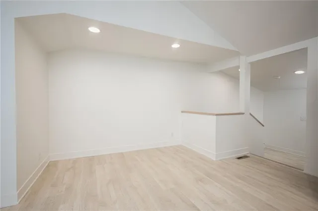 $179,900 | 1424 South Liberty Street, Independence, MO 64055