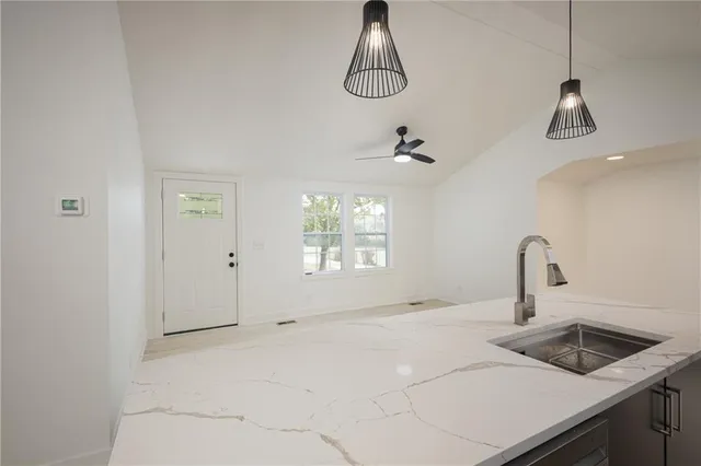 $179,900 | 1424 South Liberty Street, Independence, MO 64055