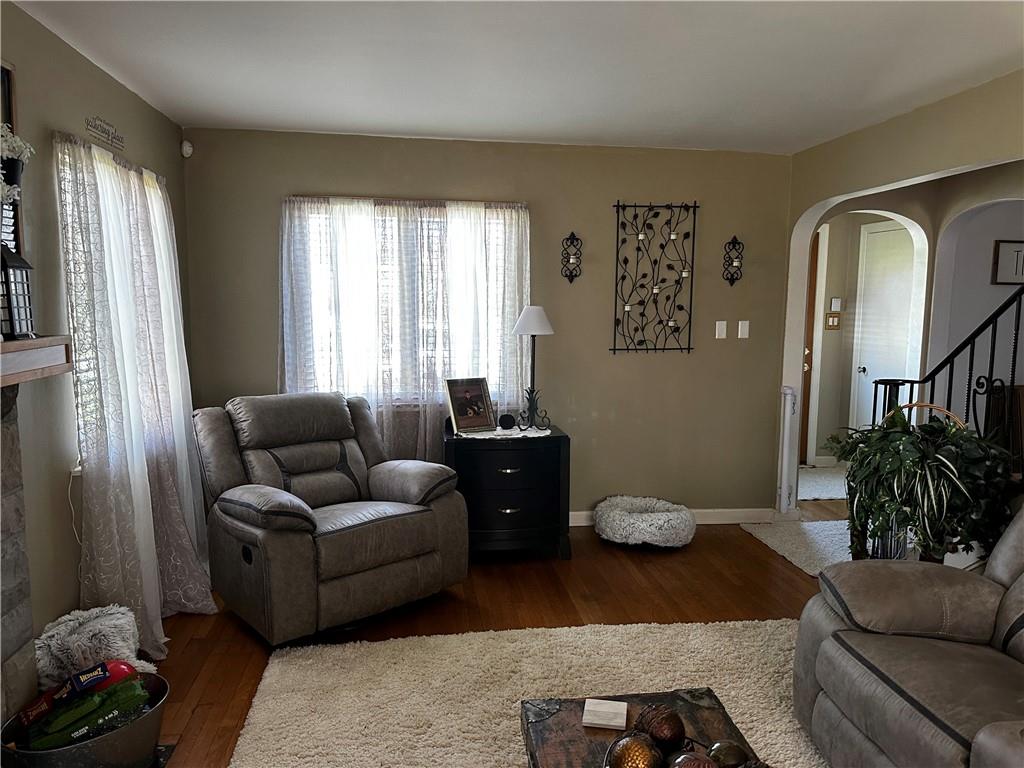 408 Craigdell Road New Kensington, PA 15068 - Photo 3 of 12 a living room with furniture and wooden floor