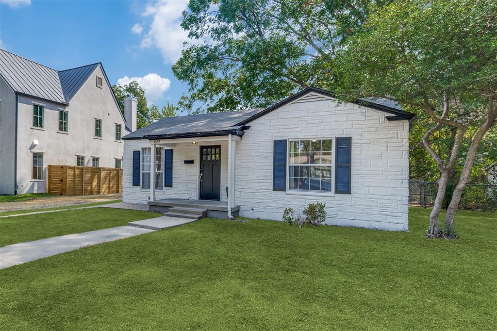 852 Northwood Road Fort Worth, TX 76107 - Photo 2 of 20
