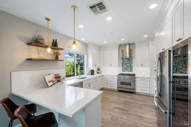 $1,645,000 | 90 South Newport Drive, Napa, CA 94559