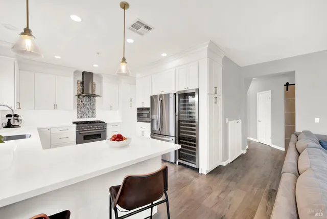 $1,645,000 | 90 South Newport Drive, Napa, CA 94559