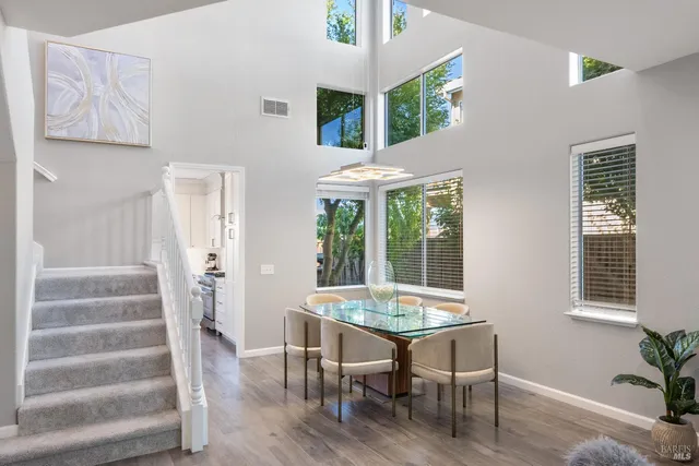 $1,645,000 | 90 South Newport Drive, Napa, CA 94559