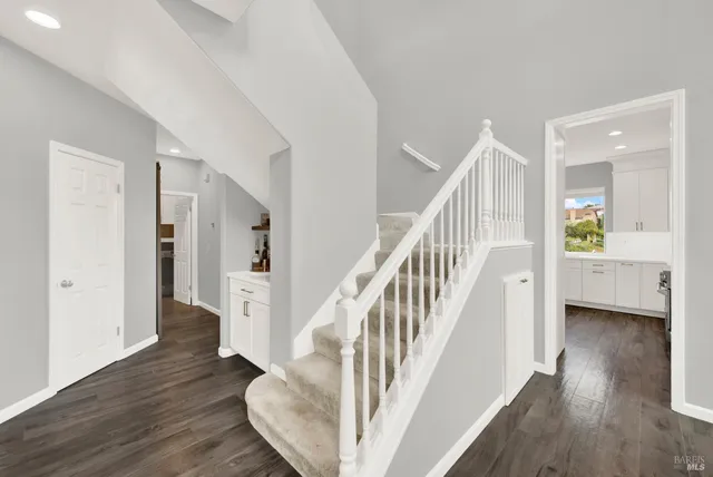 $1,645,000 | 90 South Newport Drive, Napa, CA 94559