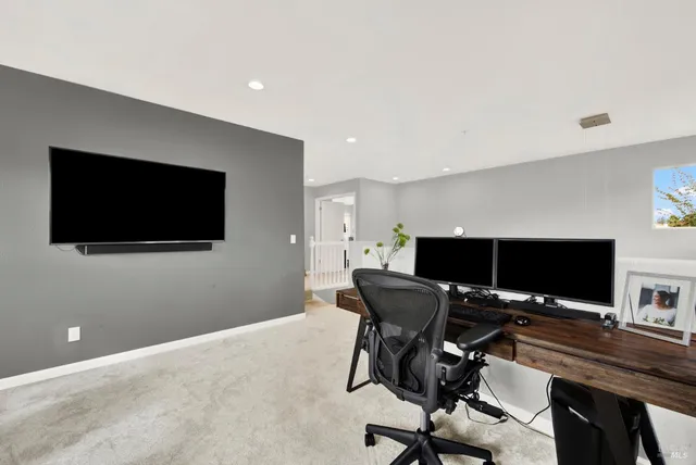 $1,645,000 | 90 South Newport Drive, Napa, CA 94559