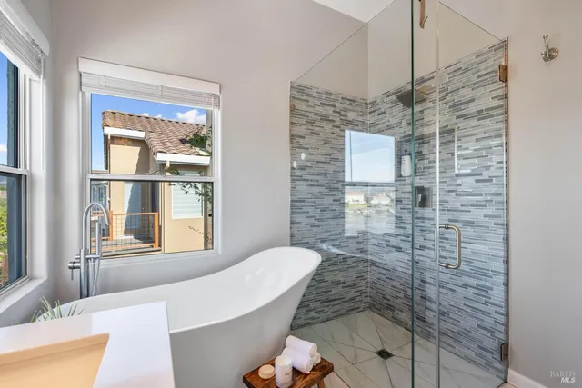 $1,645,000 | 90 South Newport Drive, Napa, CA 94559