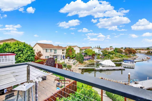 $1,645,000 | 90 South Newport Drive, Napa, CA 94559