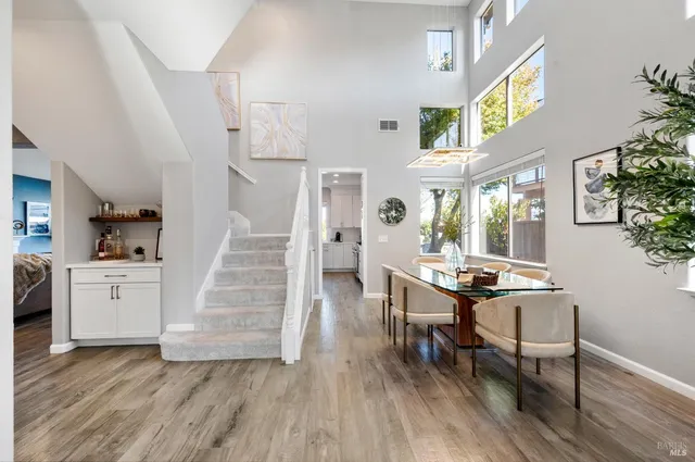 $1,645,000 | 90 South Newport Drive, Napa, CA 94559