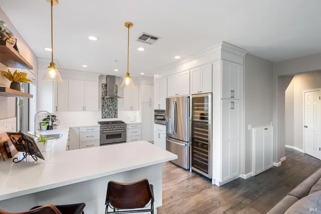 $1,645,000 | 90 South Newport Drive, Napa, CA 94559