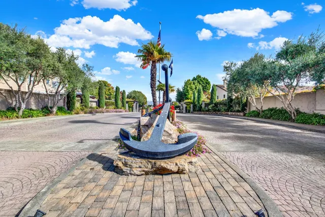 $1,645,000 | 90 South Newport Drive, Napa, CA 94559