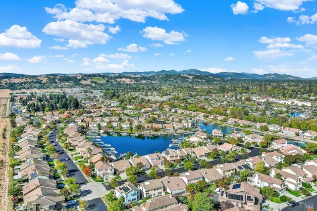 $1,645,000 | 90 South Newport Drive, Napa, CA 94559
