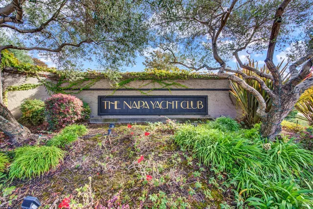 $1,645,000 | 90 South Newport Drive, Napa, CA 94559