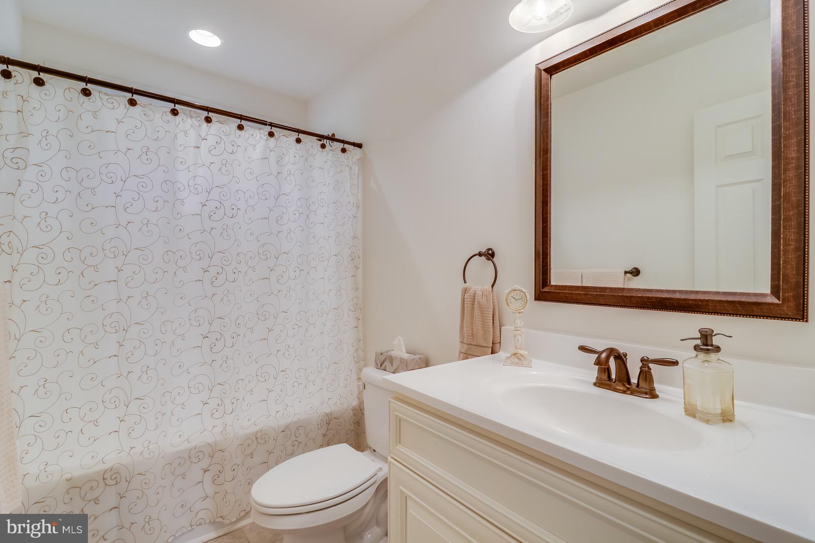 529 Bailiff Road North East, MD 21901 - Photo 20 of 37 FULL BATH #2 ON MAIN LEVEL