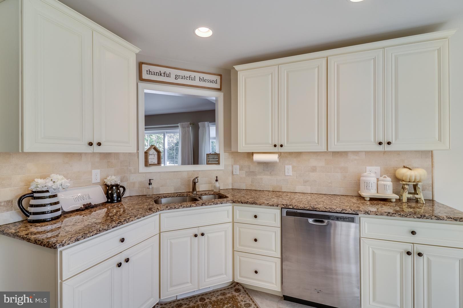 529 Bailiff Road North East, MD 21901 - Photo 10 of 37 GRANITE COUNTERTOPS