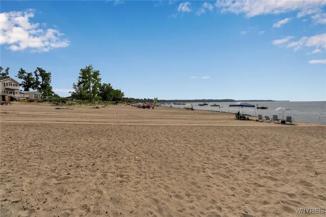 $499,900 | 957 South Shore Drive, Hanover, NY 14081