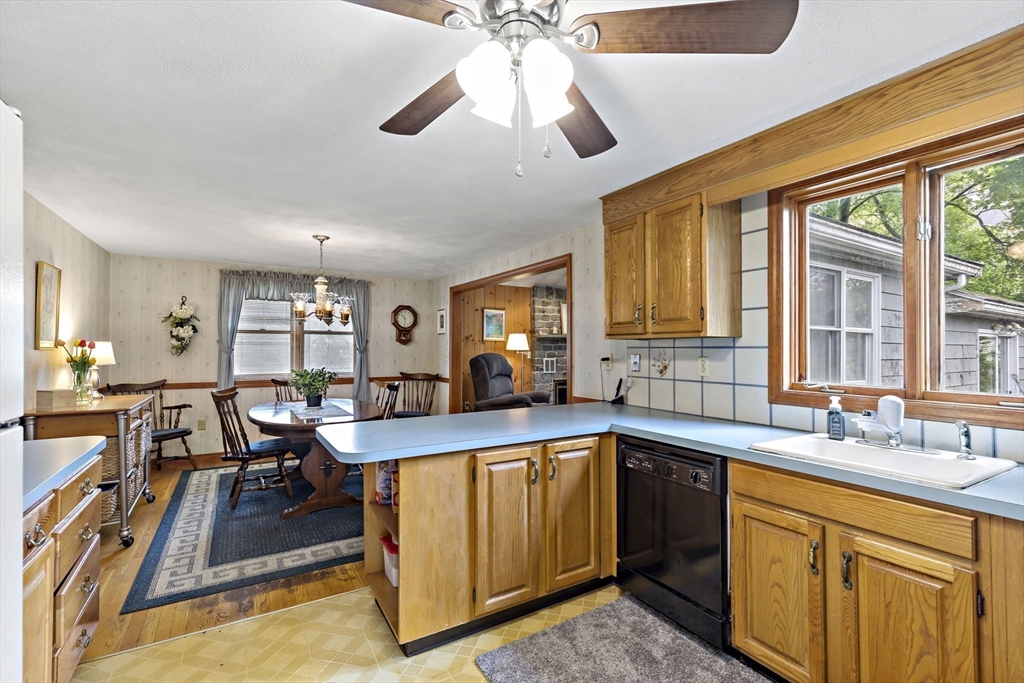 60 Como Road Boston, MA 02136 - Photo 2 of 36 Gallery Image 2